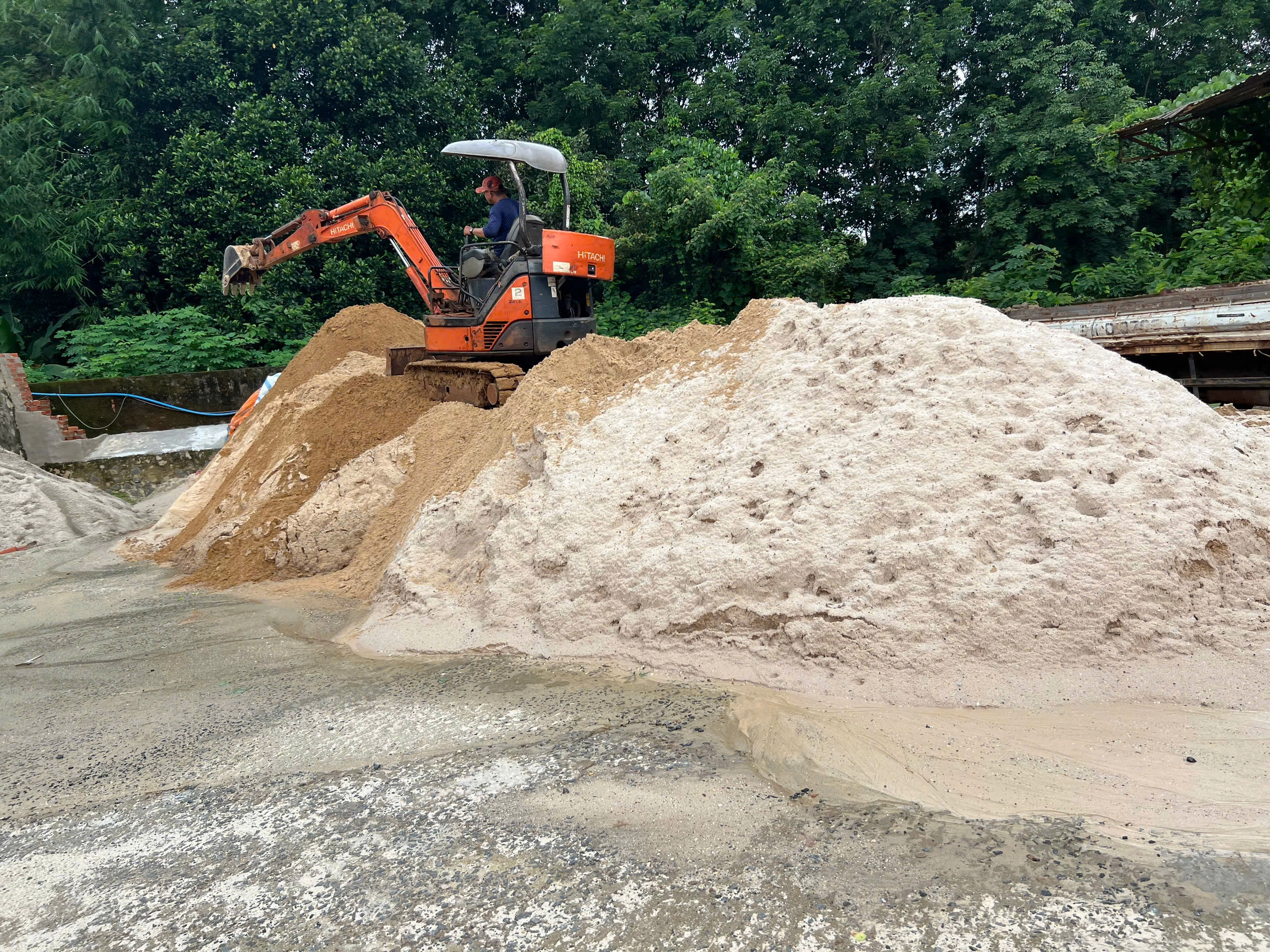 VLXD Thành Đạt luôn sẵn cát tại kho với giá phải chăng